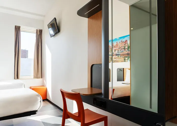 Easyhotel Amsterdam Arena Boulevard