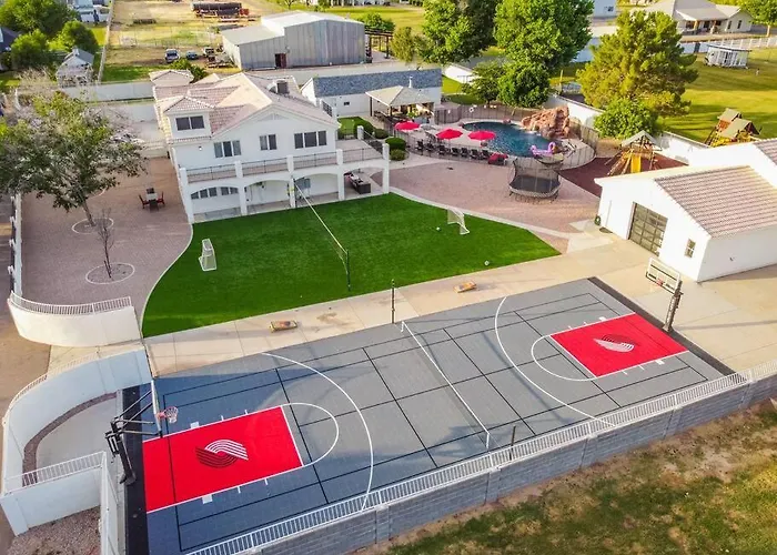 Lefairview Chateau- Pickleball Heated Pool Jacuzzi