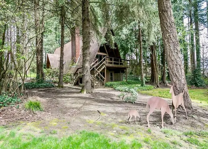 Cozy Portland A-Frame Cabin