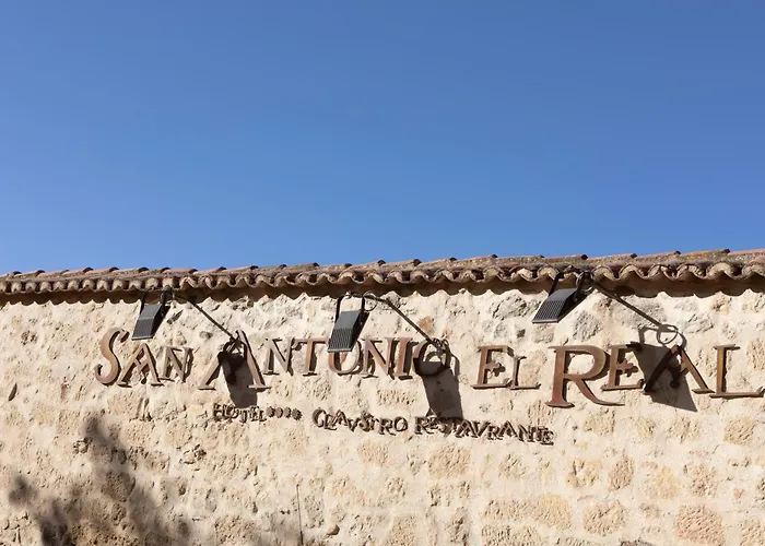Hotel San Antonio El Real