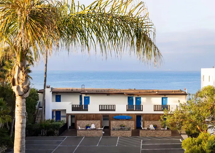 Pacific Edge Hotel