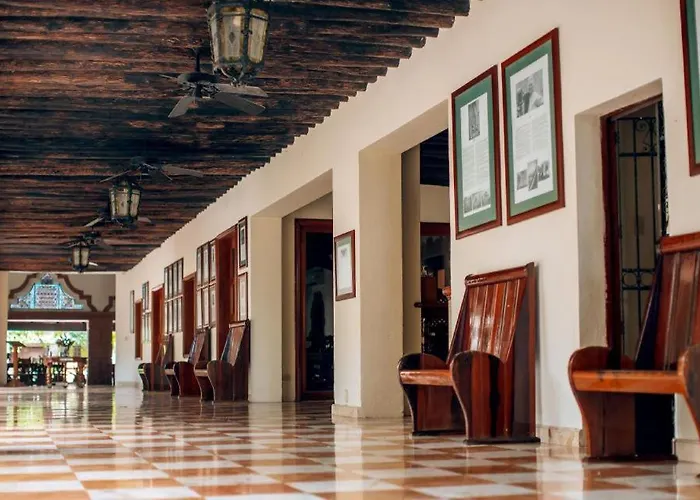 Mayaland Hotel & Bungalows