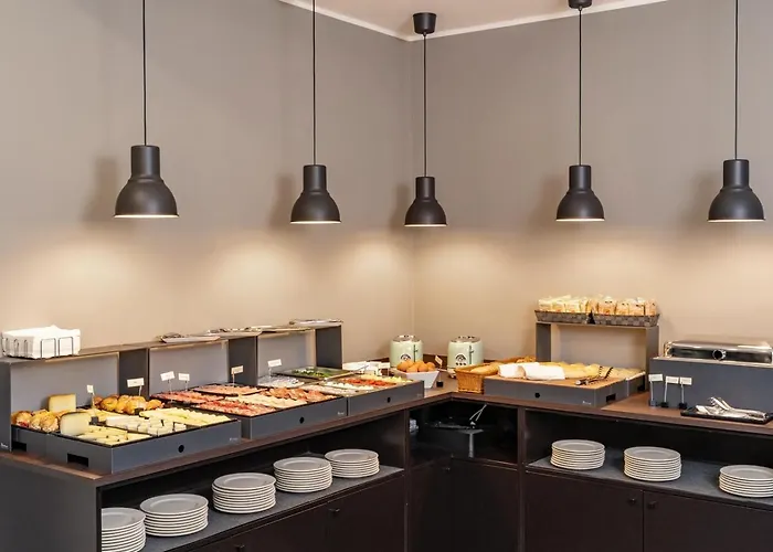 Flom Boutique Hotel