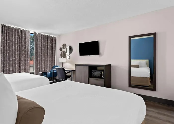 Surestay Plus By Best Western Windsor