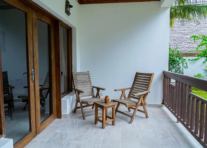 Zanzibar Bahari Villas