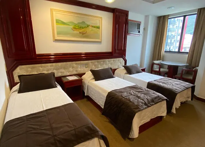 Maxim Plaza Hotel