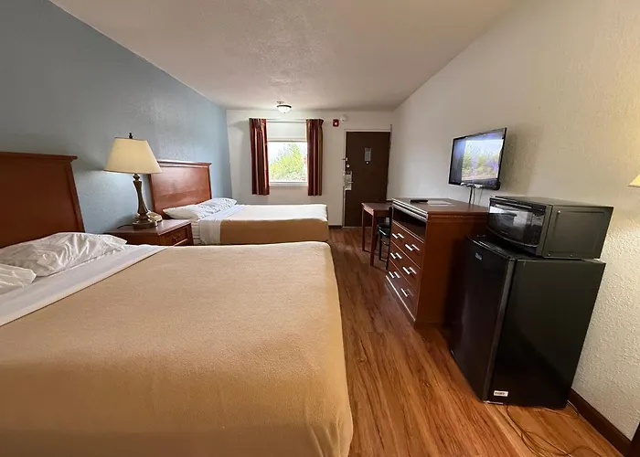 Relax Inn & Suites