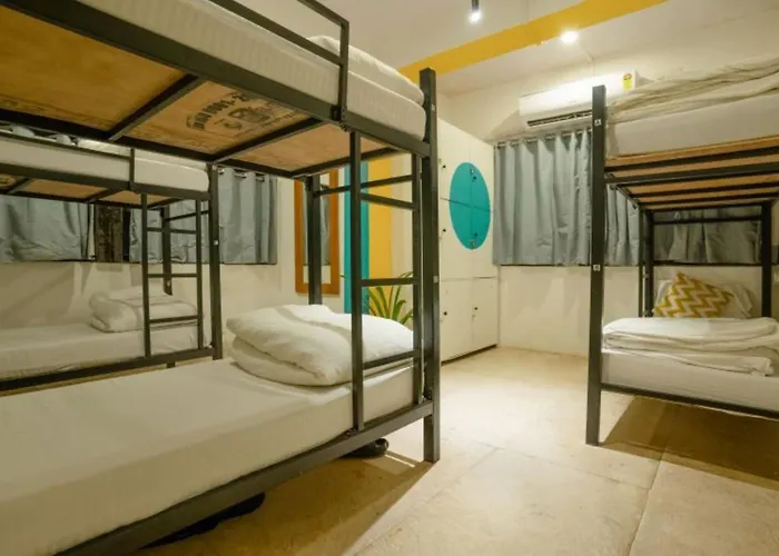 Locomo Hostel Express - Stay Work Eat
