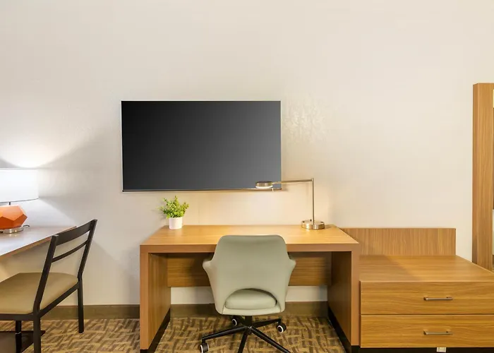 Everspring Suites