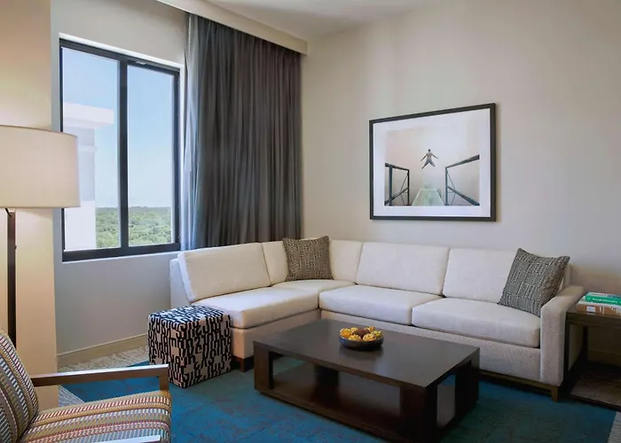 Thesis Hotel Miami Coral Gables, Curio Collection By Hilton