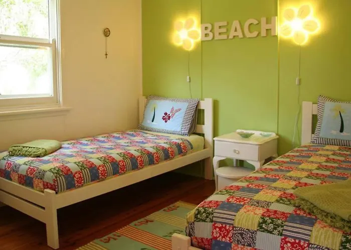 Laguna Blue Beach House-Wifi-Beach Access