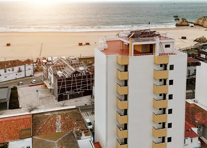 Hotel Avenida Praia