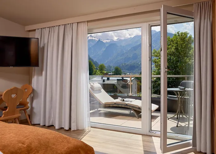 Hotel Sonnblick Kaprun, Salzburg - Including Summer Card