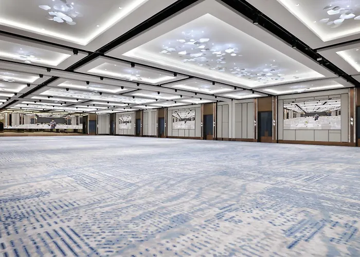 Crowne Plaza Dubai Festival City