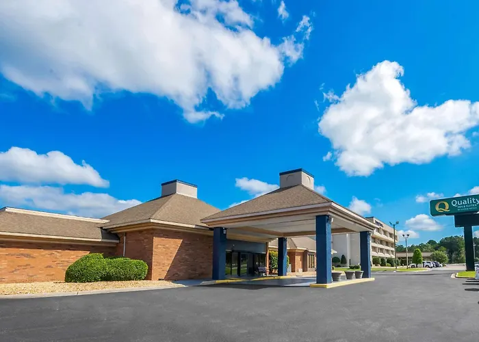Quality Inn & Suites Fayetteville I-95