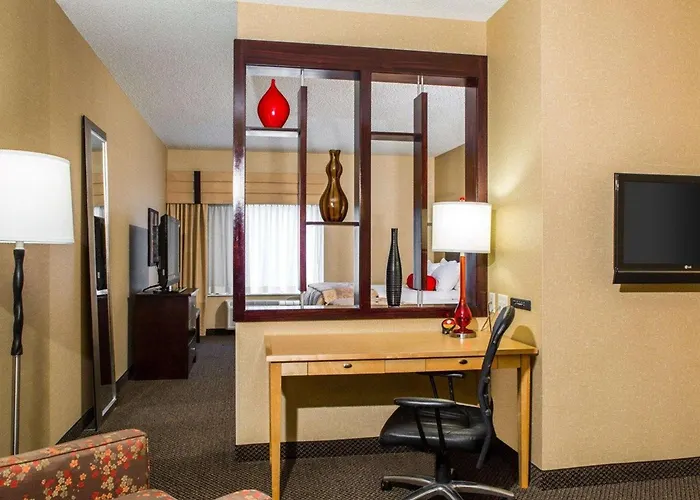 Cambria Hotel Traverse City