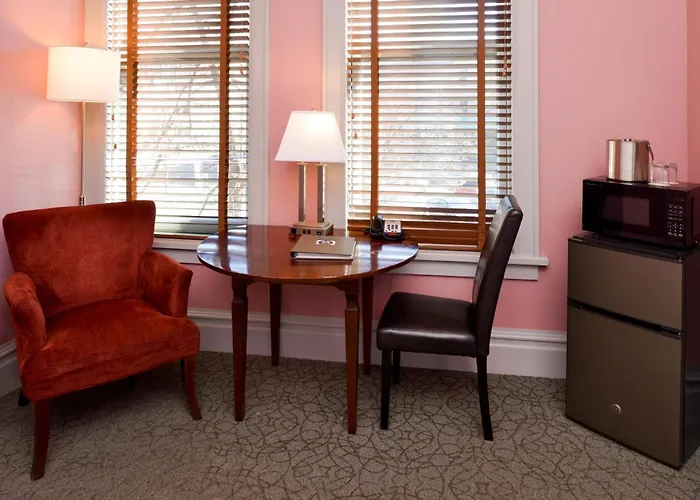 Montvale Hotel (Adults Only)