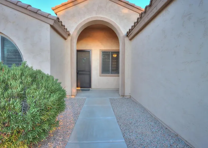Pet Friendly 3Br 2Ba Private Optional Heated Pool Bbq Grill Golf Clubs Close To Park