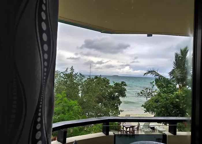 Crown Beach Villas With Direct Access To The Bikini Beach