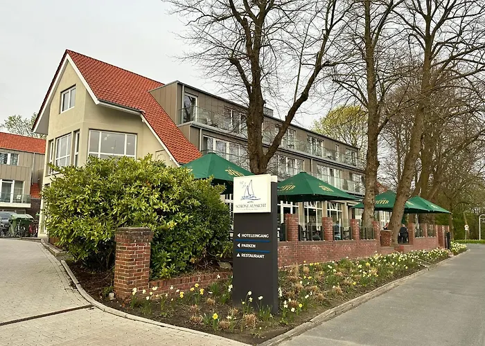 Hotel Schoene Aussicht, Stilvoll Modern, Direkt Am Ruestersieler Hafen