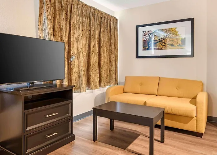 Extended Stay America Suites - Cincinnati - Blue Ash - Reed Hartman