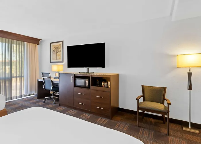 Best Western Date Tree Hotel