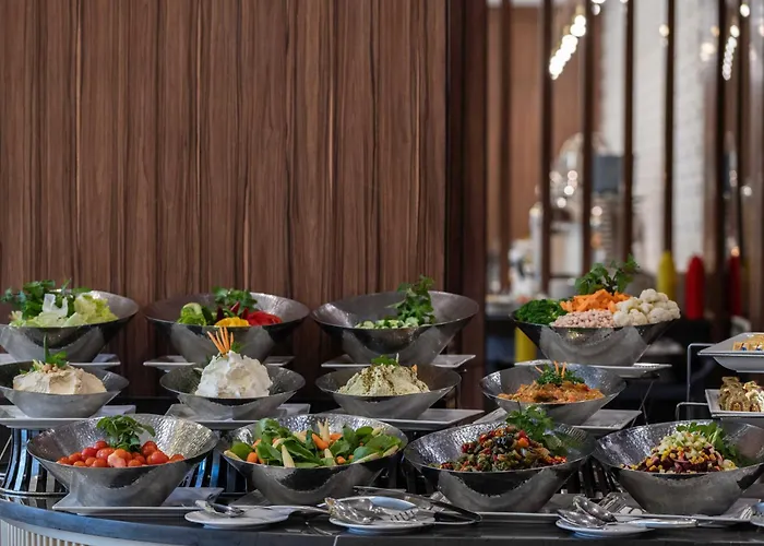 Warwick Al Jubail Hotel
