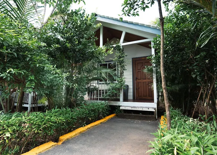 Nasya Beachside Cottages