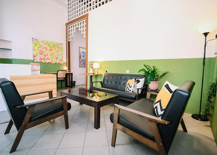 Swing & Pillows - 75 Chulia St, Georgetown Penang