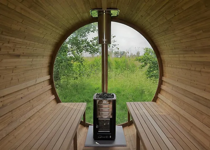 B&B 'Hof Baaiweg' met Barrelsauna