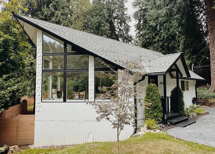 New Alderwood Cabin Bothell 2 Beds 1 Bath