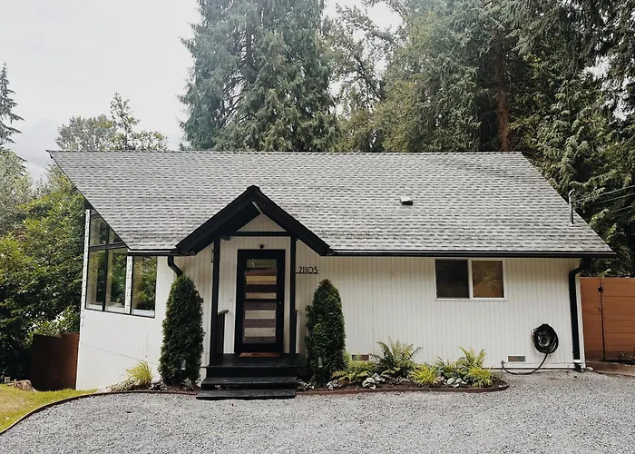 New Alderwood Cabin Bothell 2 Beds 1 Bath