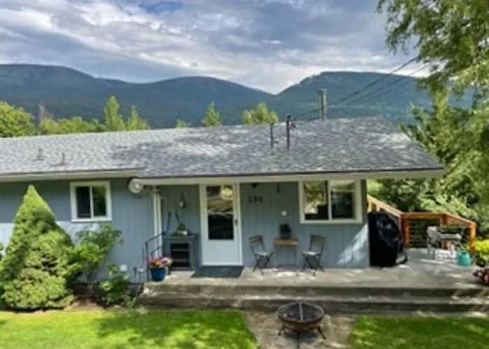 Sweet Creek Retreat