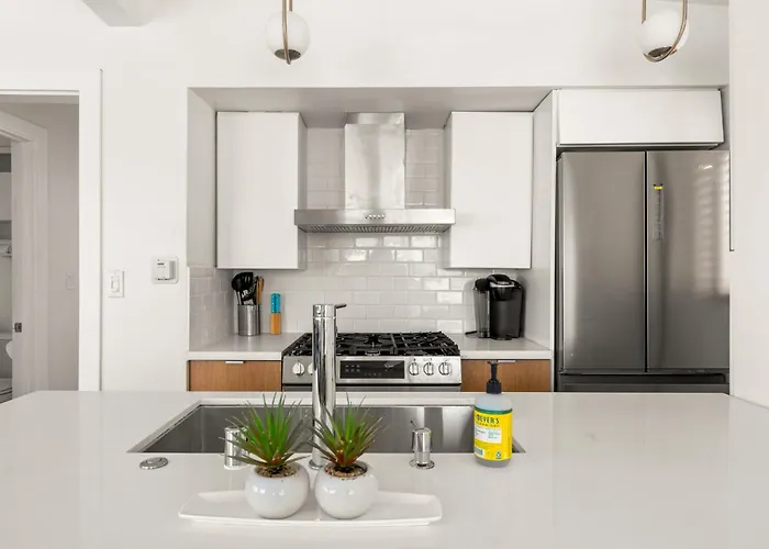 New! Ocean View Mid-Century Modern Beach House