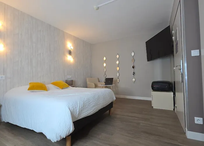 Logis Hotel & Restaurant Arcombelle