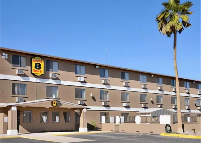 Super 8 By Wyndham Lake Havasu City