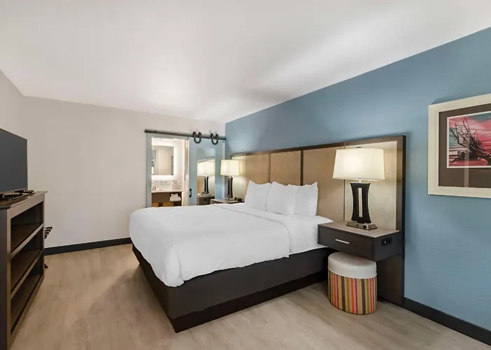 Best Western Plus St. Simons