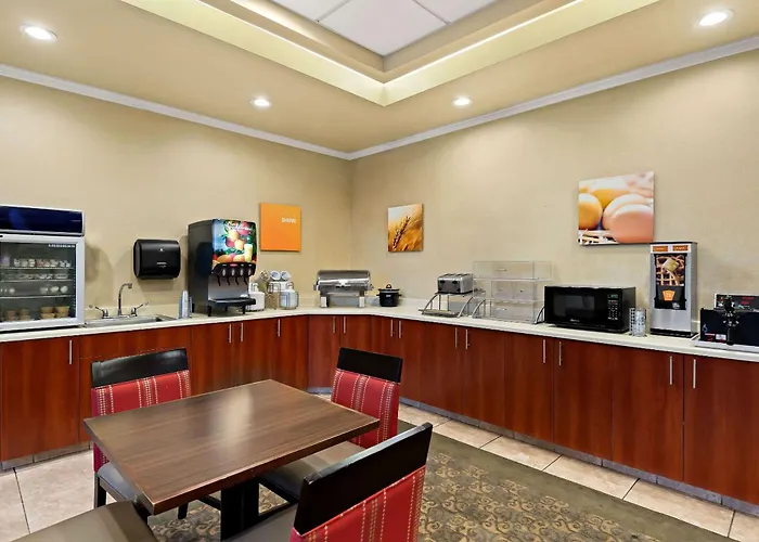 Comfort Inn & Suites Creswell