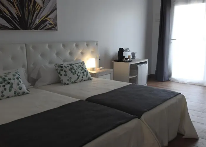 Sandra Rooms