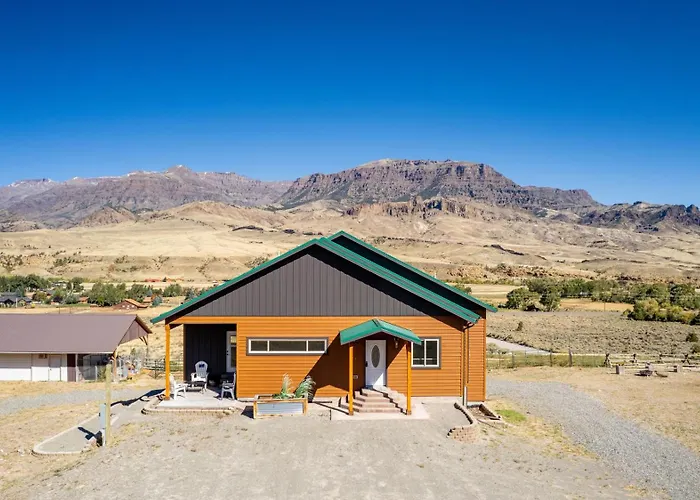 The Yellowstone- Soak In Panoramic Views, Wapiti Cabin, Dogs Ok