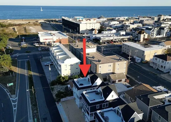 Luxury Beach House In Seaside! Now Available!