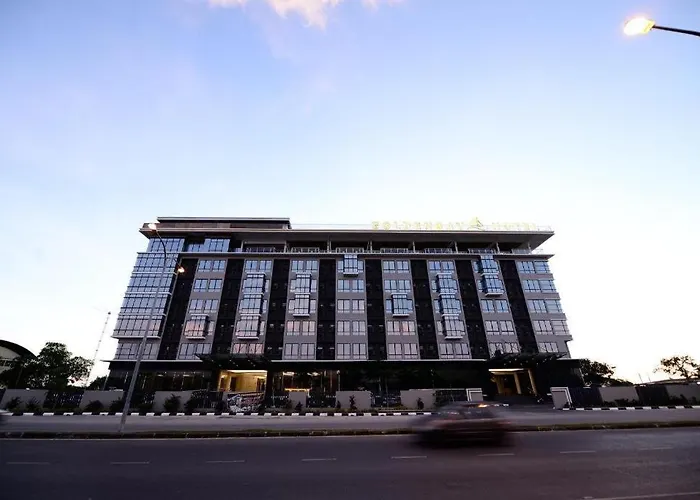 Goldenbay Hotel