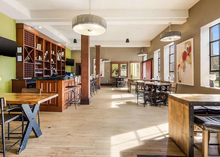 Jackson Park Inn, An Ascend Collection Hotel