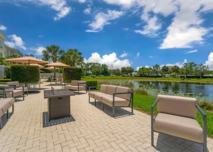 Comfort Suites Sarasota- Siesta Key