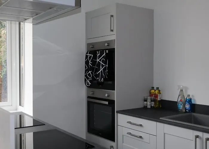 Alban Suites