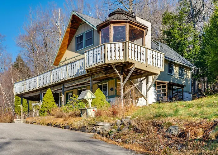1 Mi To Story Land: Spacious Home W/ Mtn Views!