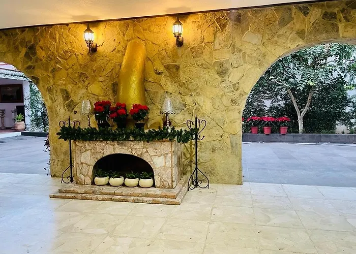 Casa Hotel Marchel