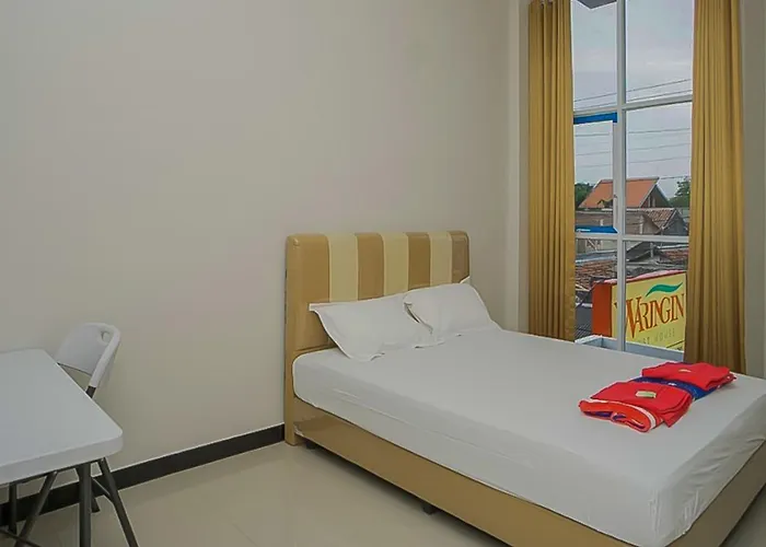 Waringin Guest House Tegal Mitra Reddoorz