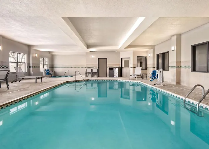 Country Inn & Suites By Radisson, St Cloud East, Mn