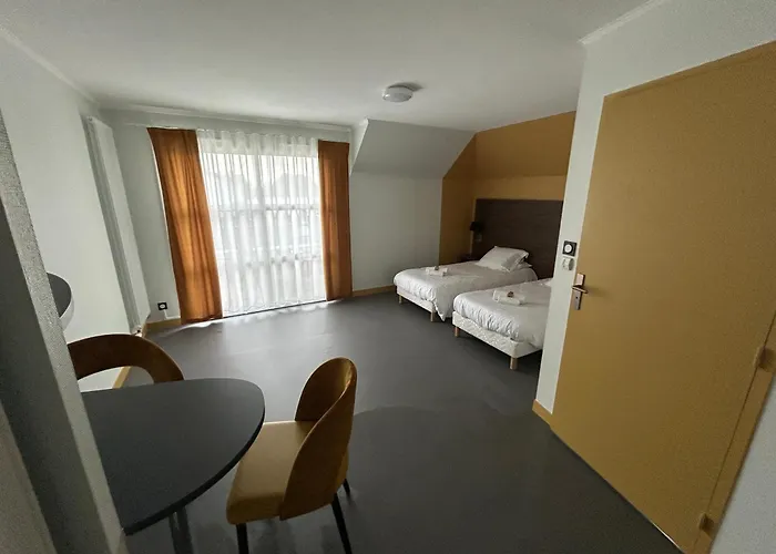 Hôtel La Pierre Bleue